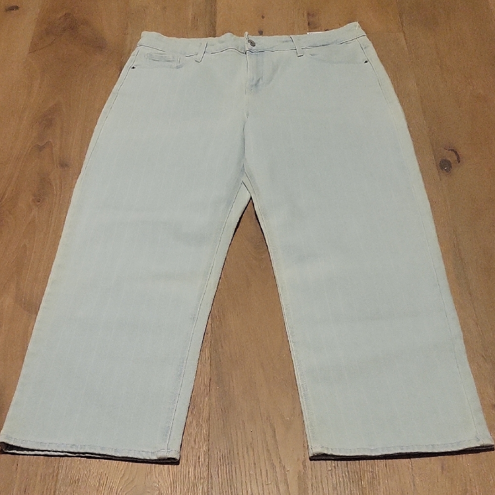NWT Old Navy Wide Leg High Rise Denim Jeans Plus Size 14 New